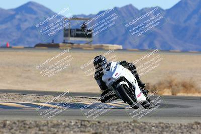 media/Jan-08-2022-SoCal Trackdays (Sat) [[1ec2777125]]/Turn 4 (1145am)/